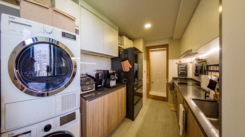 Rivercove Residences EC Condominium For Sale at S$ 1,500,000 | PropertyGuru Singapore - Kitchen