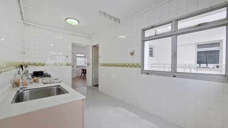 131 Rivervale Street, 131 Rivervale Street, 3 Bedrooms, 958 sqft, HDB Flat For Sale, by Eileen Tan, 500083645 - Kitchen - PropertyGuru.com.sg