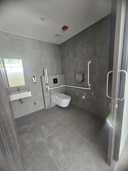 Sky Eden @ Bedok, 1 Bedok Central, 398 sqft, Food & Beverage For Sale, by Jodia Tay, 500083662 - CommercialGuru.com.sg