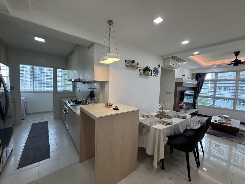 663C Punggol Drive HDB Flat For Sale at S$ 728,888 | PropertyGuru Singapore - Kitchen