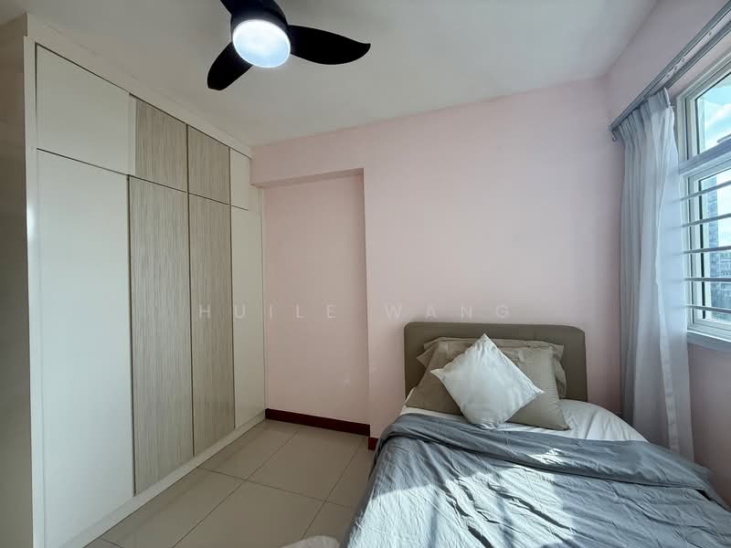 663C Punggol Drive HDB Flat For Sale at S$ 728,888 | PropertyGuru Singapore - Bedroom