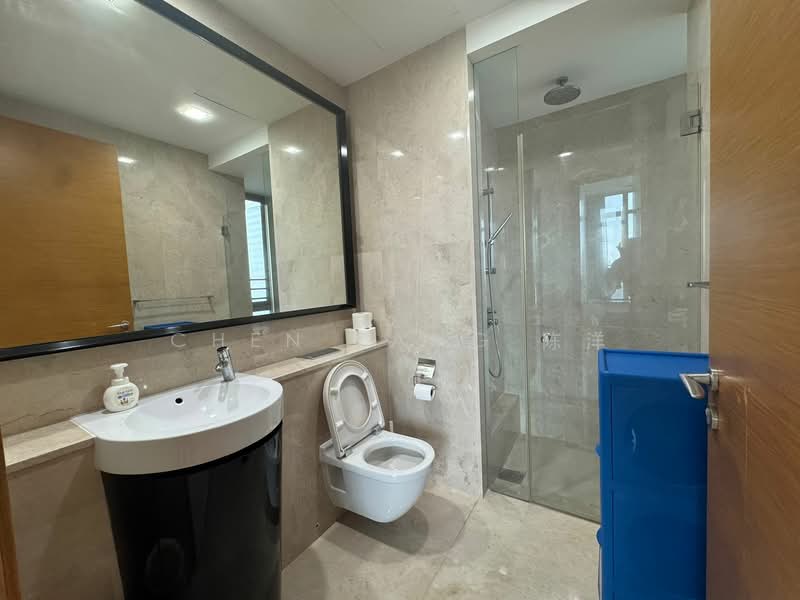 Martin Place Residences, 2 Martin Place, 2 Bedrooms, 1,044 sqft, Condominium For Rent, by Chen Yang 陈洋, 500083682 - Bathroom - PropertyGuru.com.sg