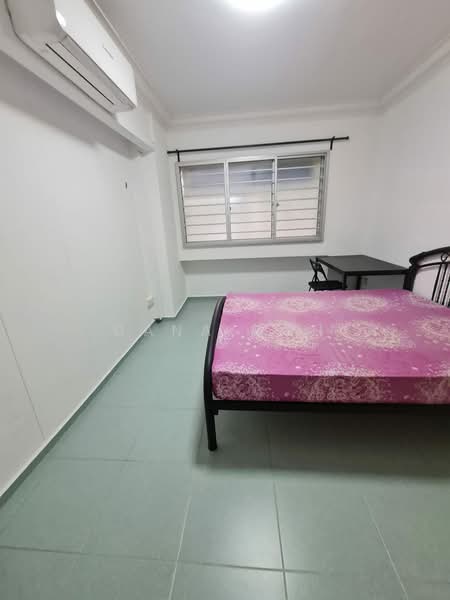 139 Jalan Bukit Merah, 139 Jalan Bukit Merah, Room Rental, 180 sqft, HDB Flat For Rent, by Dana Goh, 500083688 - Bedroom - PropertyGuru.com.sg