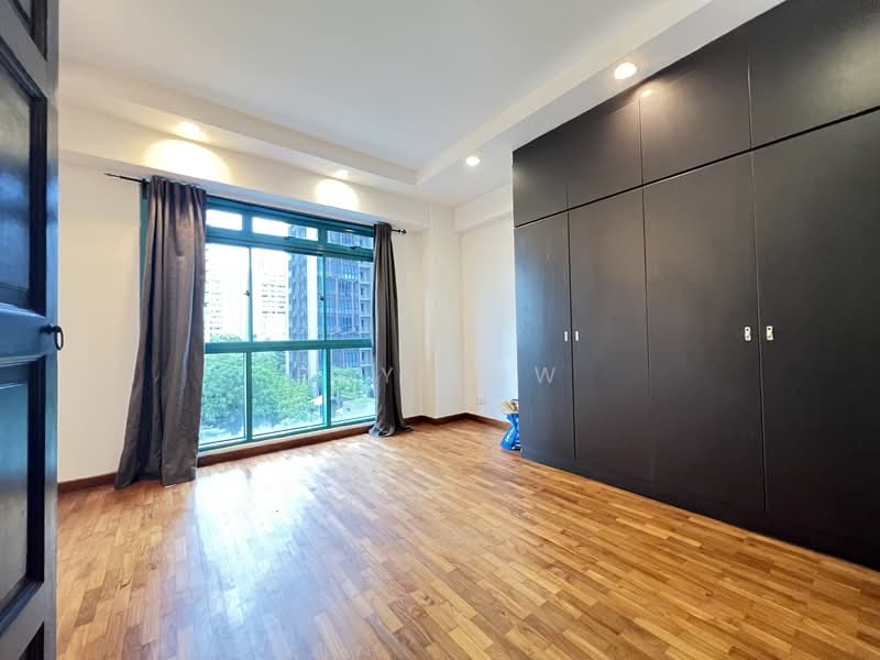 Santa Fe Mansions, 2A Margate Road, 3 Bedrooms, 1,076 sqft, Apartment For Rent, by Roy Low, 500083706 - Bedroom - PropertyGuru.com.sg