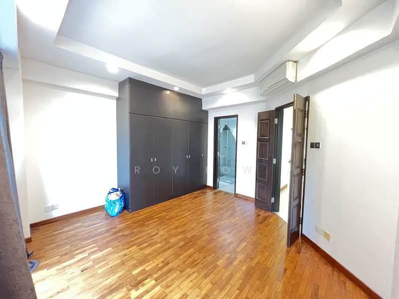 Santa Fe Mansions, 2A Margate Road, 3 Bedrooms, 1,076 sqft, Apartment For Rent, by Roy Low, 500083706 - Bedroom - PropertyGuru.com.sg