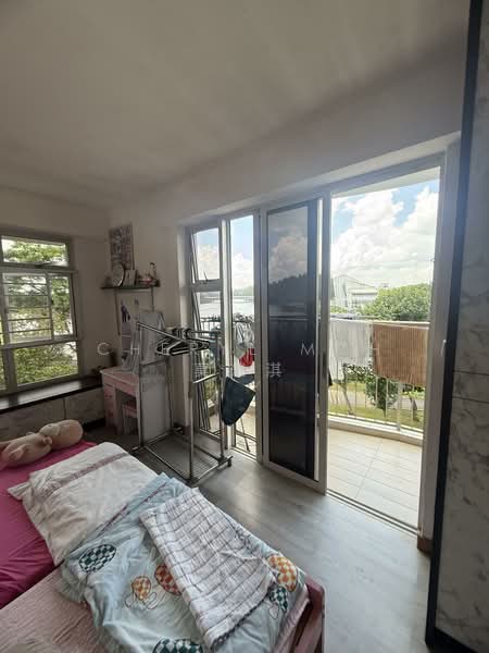 325A Sumang Walk HDB Flat For Sale at S$ 848,000 | PropertyGuru Singapore - Bedroom