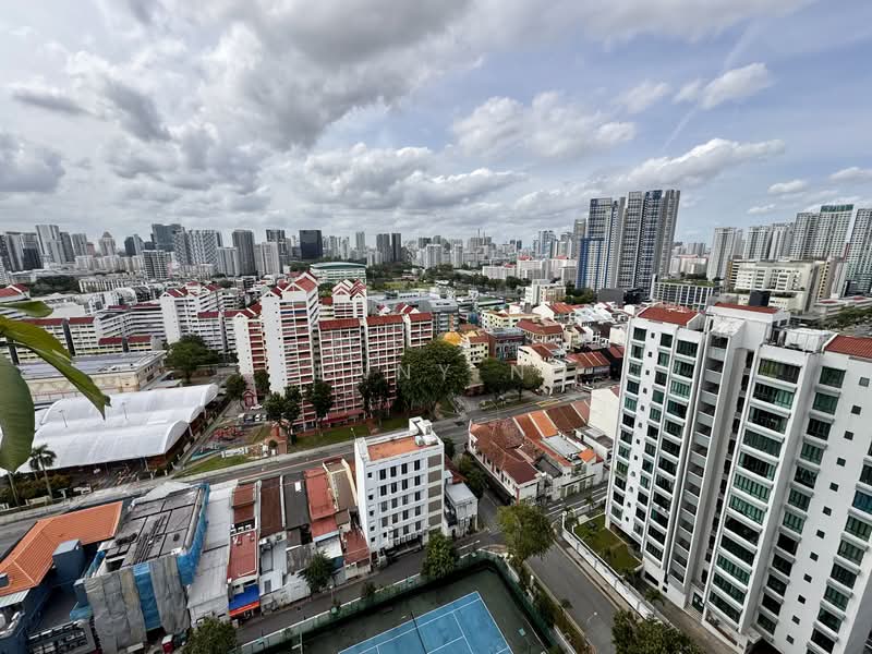 8 mins to City Center and 2 MRT stops to Orchard Road! Condominium For Sale at S$ 1,750,000 | PropertyGuru Singapore - Exterior