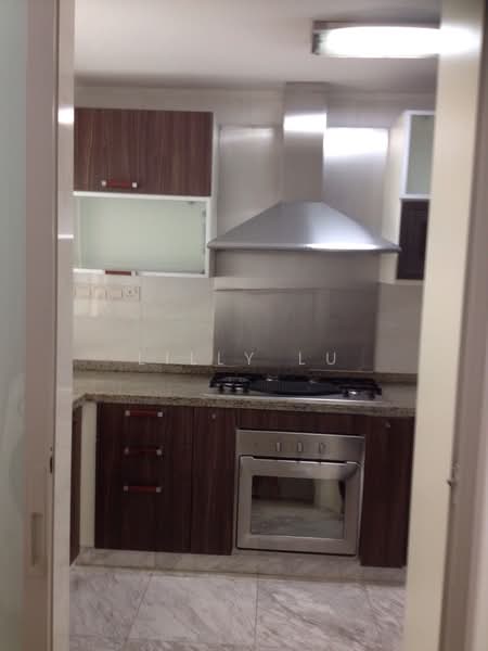 Gardenvista Condominium For Sale at S$ 2,450,000 | PropertyGuru Singapore - Kitchen