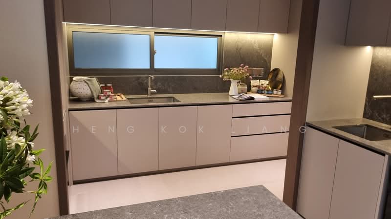 Amber House Apartment For Sale at S$ 2,024,807 | PropertyGuru Singapore - Kitchen