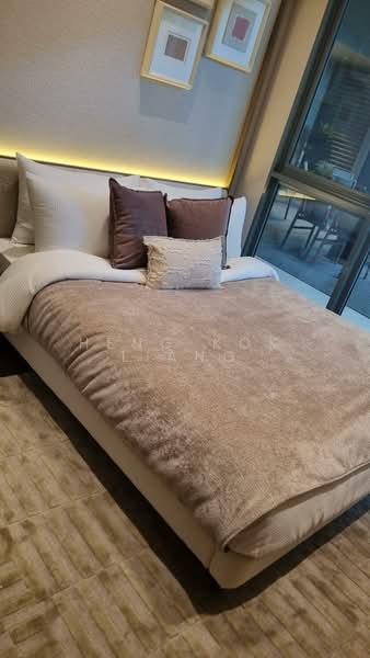 Amber House Apartment For Sale at S$ 2,024,807 | PropertyGuru Singapore - Bedroom