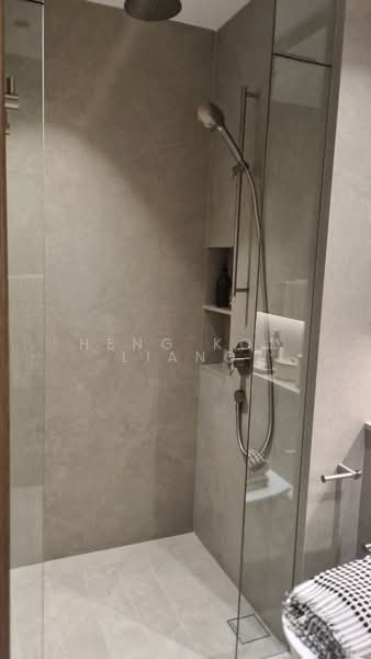 Amber House Apartment For Sale at S$ 2,024,807 | PropertyGuru Singapore - Bathroom