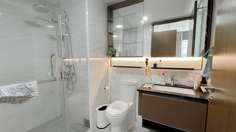 Normanton Park, 57 Normanton Park, 2 Bedrooms, 850 sqft, Condominium For Sale, by Seah Wan Peng (Gilda), 500083750 - Master Bath - PropertyGuru.com.sg