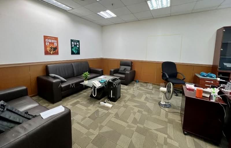 SUNTEC OFFICE TOWER | Fitted Office | 3 Minutes to MRT Station |, Promenade / Esplanade MRT, 1,765 sqft, Office For Rent, by Amy Aw 胡嘉薇, 500083762 - CommercialGuru.com.sg