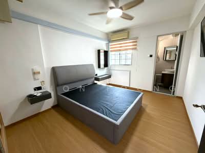 For Rent - 736 Yishun Street 72