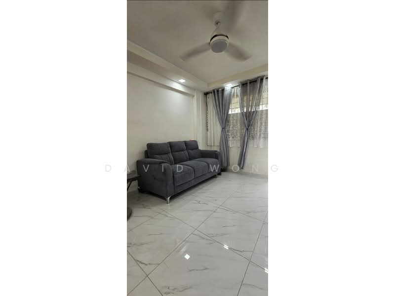 33 Telok Blangah Way, 33 Telok Blangah Way, 2 Bedrooms, 635 sqft, HDB Flat For Sale, by David Wong, 500083776 - Living Room - PropertyGuru.com.sg
