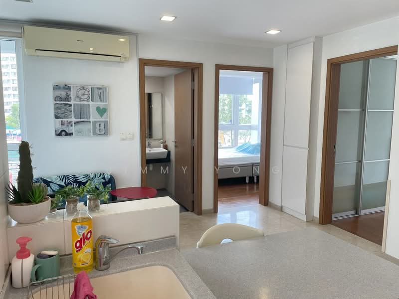 Imperial Heights Apartment For Sale at S$ 1,100,000 | PropertyGuru Singapore - Bathroom