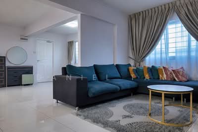 For Sale - 142 Tampines Street 12