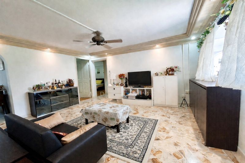 34 Marine Crescent HDB Flat For Sale at S$ 635,000 | PropertyGuru Singapore - Living Room