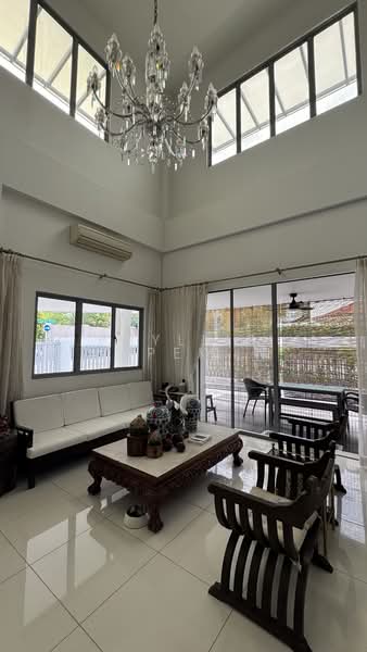 Frankel Estate Detached House For Sale at S$ 11,900,000 | PropertyGuru Singapore - Living Room