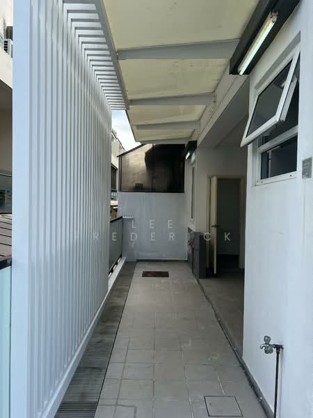 Sembawang Park Terraced House For Sale at S$ 5,100,000 | PropertyGuru Singapore - Exterior