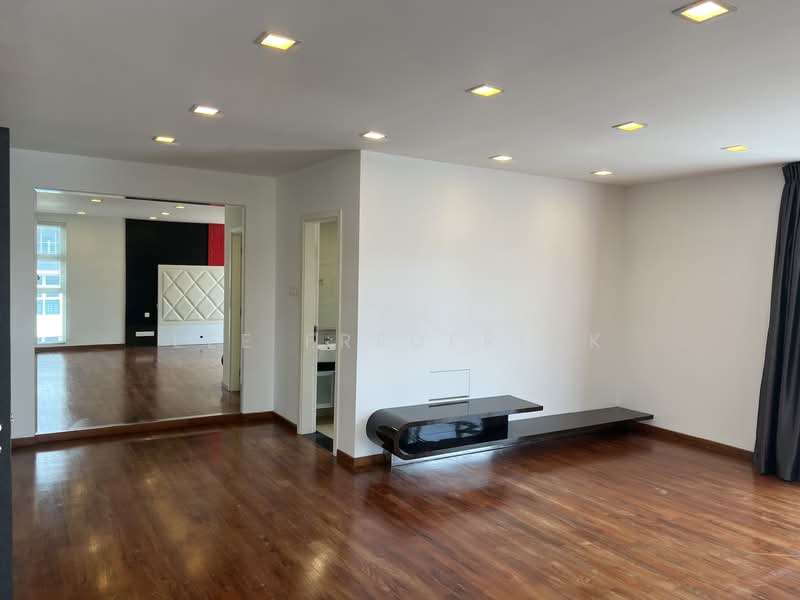 Sembawang Park Terraced House For Sale at S$ 5,100,000 | PropertyGuru Singapore - Living Room