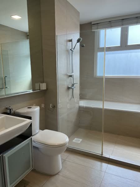 Sembawang Park Terraced House For Sale at S$ 5,100,000 | PropertyGuru Singapore - Bathroom