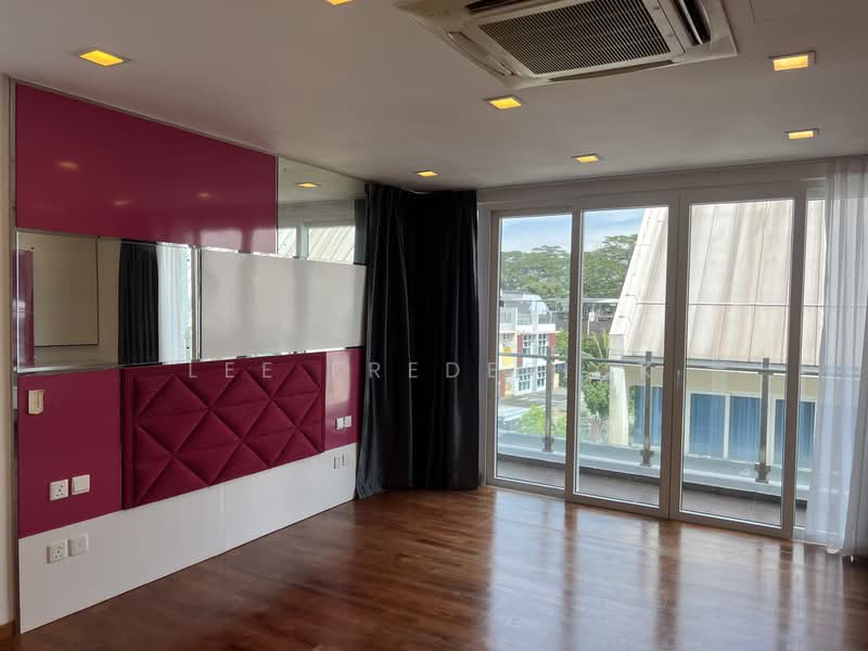 Sembawang Park Terraced House For Sale at S$ 5,100,000 | PropertyGuru Singapore - Interior