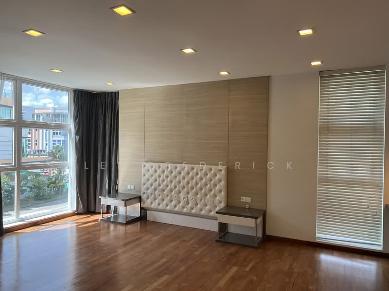 Sembawang Park Terraced House For Sale at S$ 5,100,000 | PropertyGuru Singapore - Bedroom