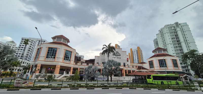 570 Hougang Street 51, 570 Hougang Street 51, 3 Bedrooms, 1,076 sqft, HDB Flat For Rent, by Mylene Wong, 500083820 - Exterior - PropertyGuru.com.sg