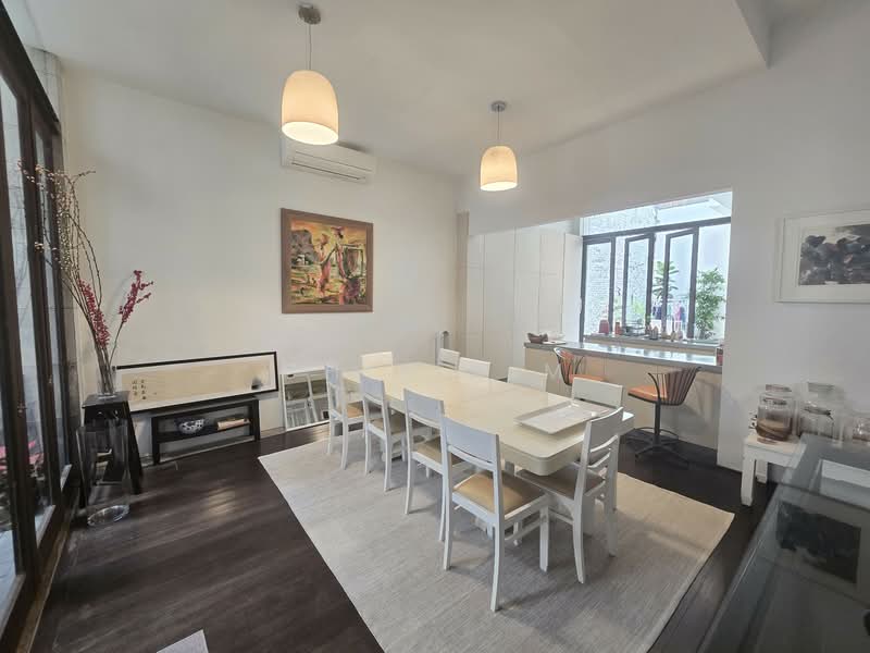 Kim Yam Road Conservation House, Kim Yam Road, 5 Bedrooms, 4,500 sqft, Conservation House For Rent, by Chia S M, 500083821 - Dining Room - PropertyGuru.com.sg