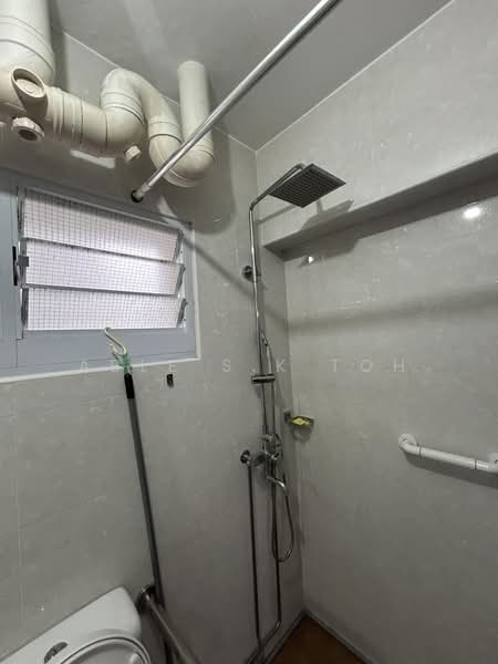 606 Woodlands Ring Road, 606 Woodlands Ring Road, Room Rental, 150 sqft, HDB Flat For Rent, by Able S.K Toh, 500083829 - Bathroom - PropertyGuru.com.sg