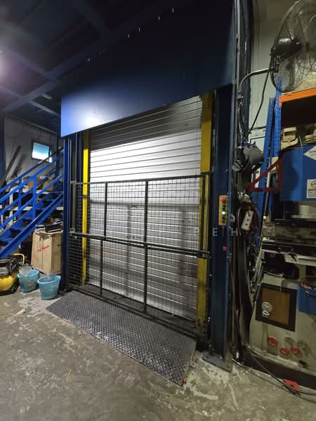 Enterprise Road 3 Storey Landed Terrace Factory with Cargo Lift, Boon Lay / Jurong / Tuas, 7,000 sqft, Factory / Workshop (B2) For Rent, by Philip Peh, 500083833 - Interior - CommercialGuru.com.sg