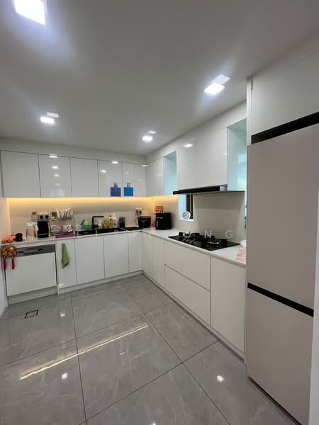Seletar Hills Estate Semi-Detached House For Sale at S$ 10,088,888 | PropertyGuru Singapore - Wet Kitchen