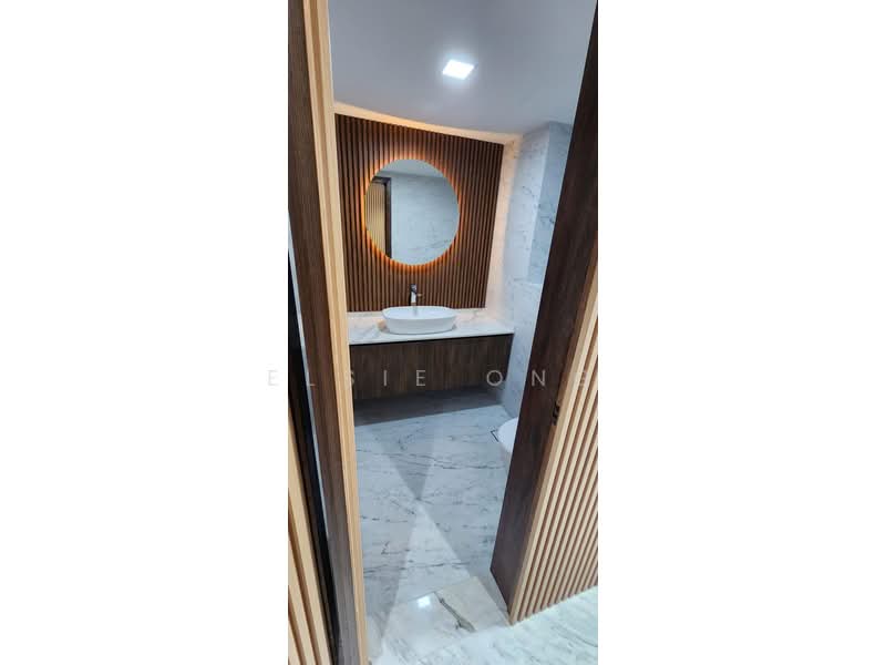 Seletar Hills Estate Semi-Detached House For Sale at S$ 10,088,888 | PropertyGuru Singapore - Powder room 