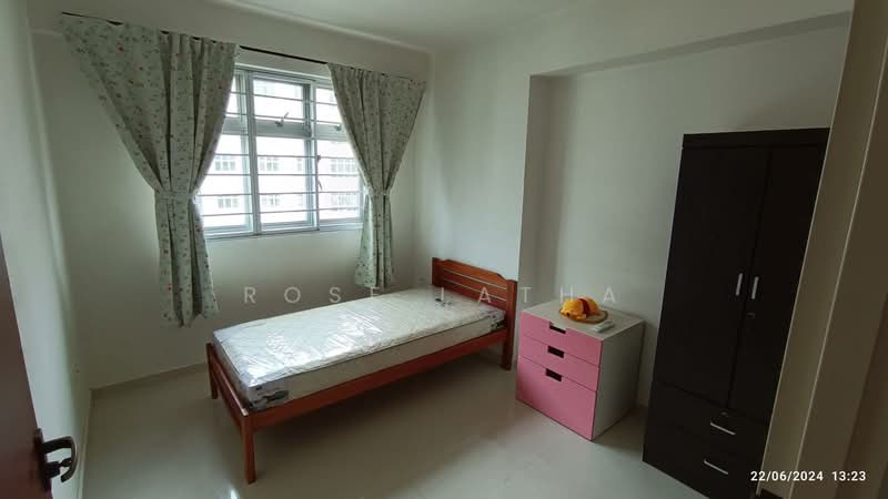 129B Canberra Street, 129B Canberra Street, 3 Bedrooms, 1,001 sqft, HDB Flat For Rent, by Rose Latha, 500083875 - Bedroom - PropertyGuru.com.sg
