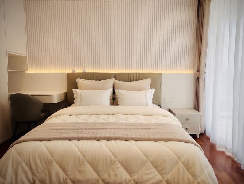 Brand New Ready Corner Terrace 6+1 Bed 1km Tao Nan and Marine Terrace MRT Corner Terrace For Sale at S$ 9,200,000 | PropertyGuru Singapore - Bedroom