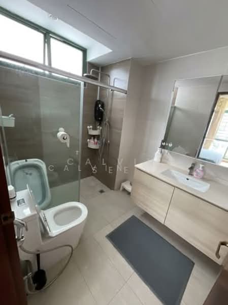 Signature Park Condominium For Sale at S$ 1,850,000 | PropertyGuru Singapore - Bathroom
