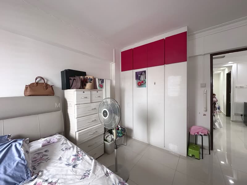 873 Yishun Street 81 HDB Flat For Sale at S$ 648,888 | PropertyGuru Singapore - Bedroom