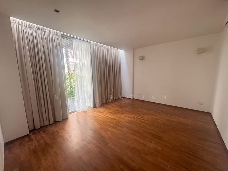 Gorgeous modern Bungalow with Pool at Bukit Timah, , 5 Bedrooms, 6,323 sqft, Detached House For Rent, by Noam Nathan, 500083913 - Bedroom - PropertyGuru.com.sg