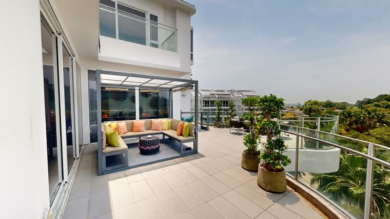 Turquoise Condominium For Sale at S$ 11,500,000 | PropertyGuru Singapore - Balcony