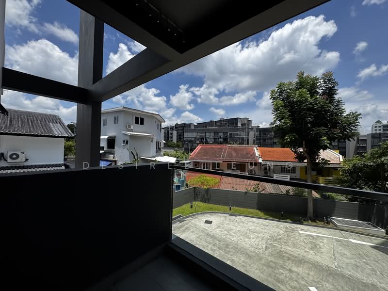 NottingHill Suites Apartment For Sale at S$ 980,000 | PropertyGuru Singapore