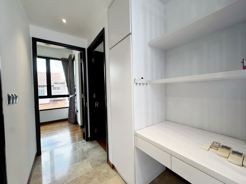 NottingHill Suites Apartment For Sale at S$ 980,000 | PropertyGuru Singapore