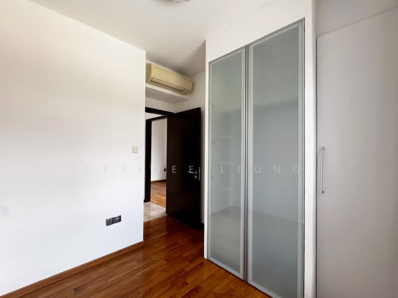 NottingHill Suites Apartment For Sale at S$ 980,000 | PropertyGuru Singapore