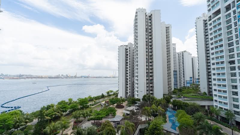 422A Northshore Drive HDB Flat For Sale at S$ 999,999 | PropertyGuru Singapore - Exterior