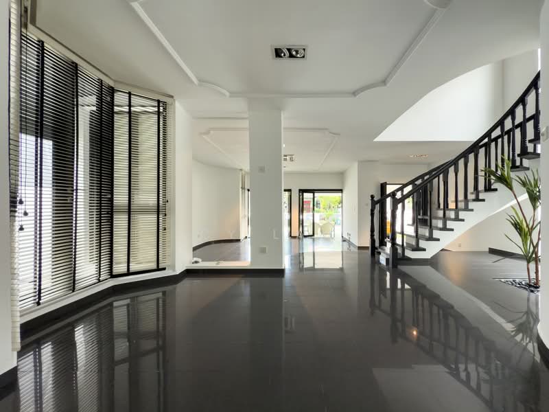 Branksome Road House, Branksome Road, East Coast / Marine Parade, 5 Bedrooms, 4,000 sqft, Bungalow House For Sale, by CY Lau, 500083944 - Dining Room - PropertyGuru.com.sg