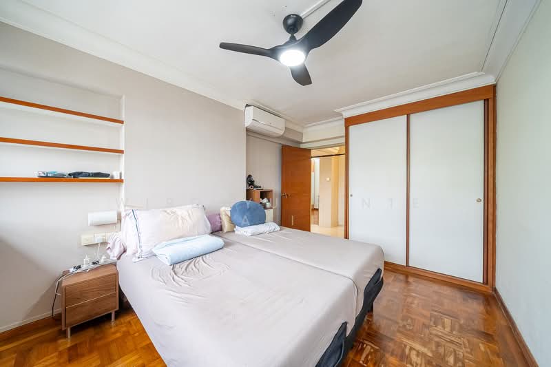 172 Gangsa Road HDB Flat For Sale at S$ 700,000 | PropertyGuru Singapore - Bedroom