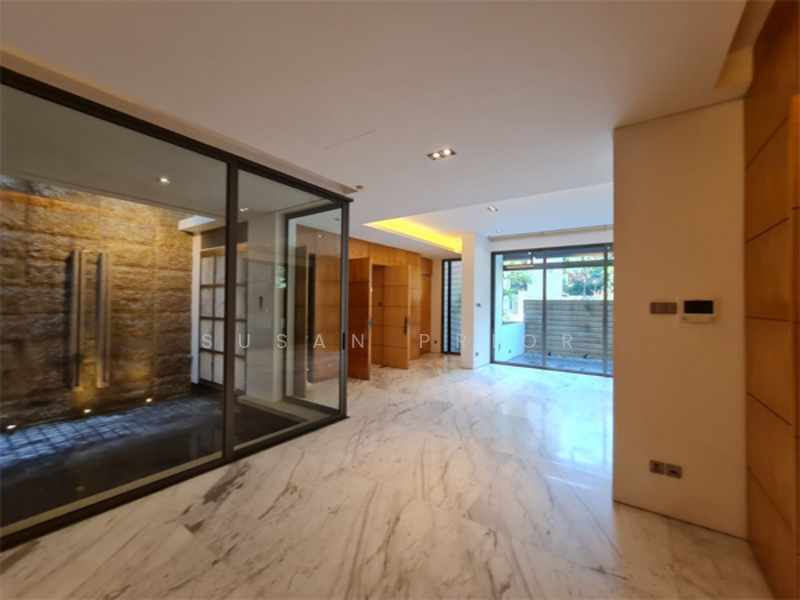 Ladyhill Utterly Exclusive 3+2 Lush Elegance, , 3 Bedrooms, 3,225 sqft, Condominium For Rent, by Susan Prior, 500083975 - PropertyGuru.com.sg