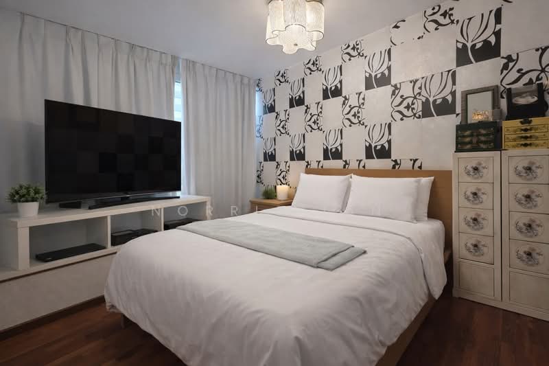 The Sunny Legend Apartment For Sale at S$ 1,750,000 | PropertyGuru Singapore - Bedroom