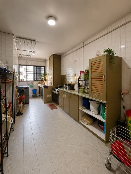537 Bukit Batok Street 52, 537 Bukit Batok Street 52, 3 Bedrooms, 1,109 sqft, HDB Flat For Sale, by Edwin Teo, 500084006 - Kitchen - PropertyGuru.com.sg