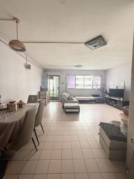 537 Bukit Batok Street 52, 537 Bukit Batok Street 52, Dairy Farm / Bukit Panjang / Choa Chu Kang, 3 Bedrooms, 1,119 sqft, HDB Flat For Sale, by Edwin Teo, 500084006 - Living Room - PropertyGuru.com.sg